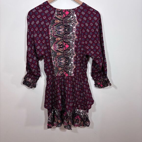 Umgee Wine Multiprint Surplice Long Sleeve Tiered Short Dress NEW Size Small - Picture 6 of 14